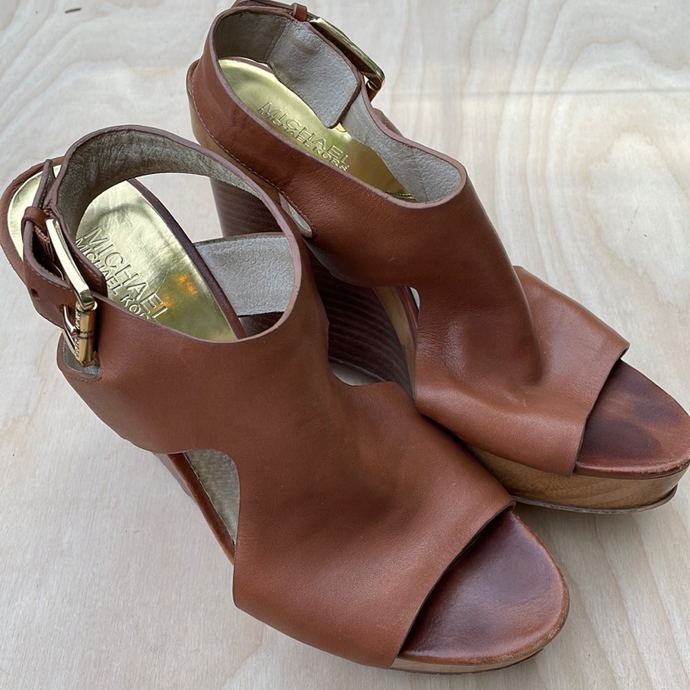 MICHAEL MICHAEL KORS Josephine Leather Wedge Platform Sandal size 8.5 M